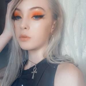 Meet your Posher, Jada